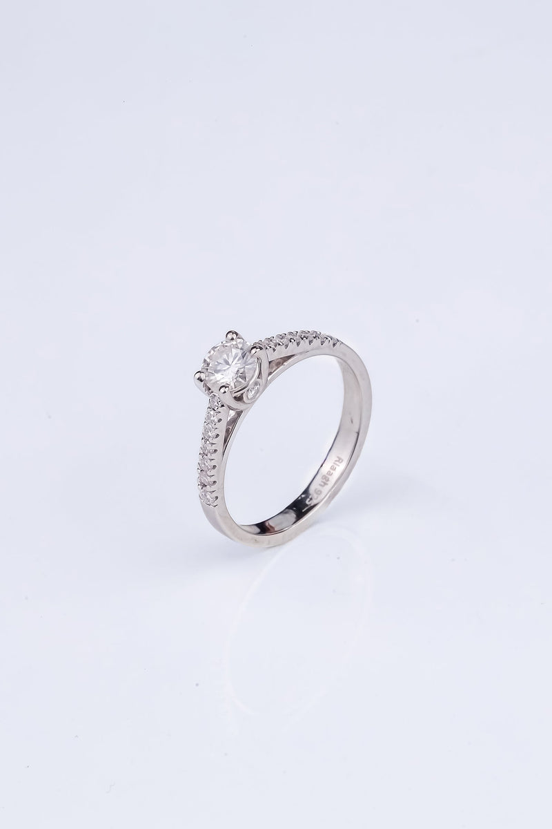 Round Diamond Pave Ring