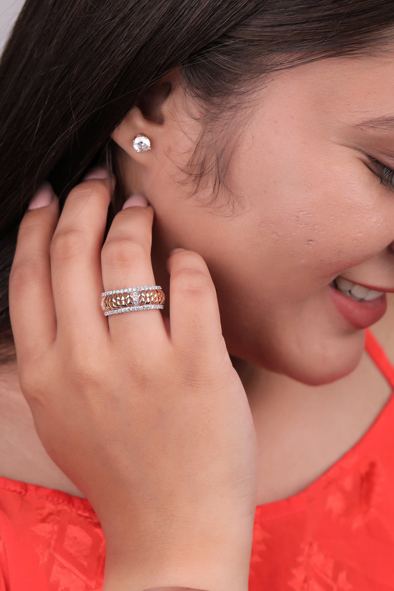 gold Filigree Diamond Ring