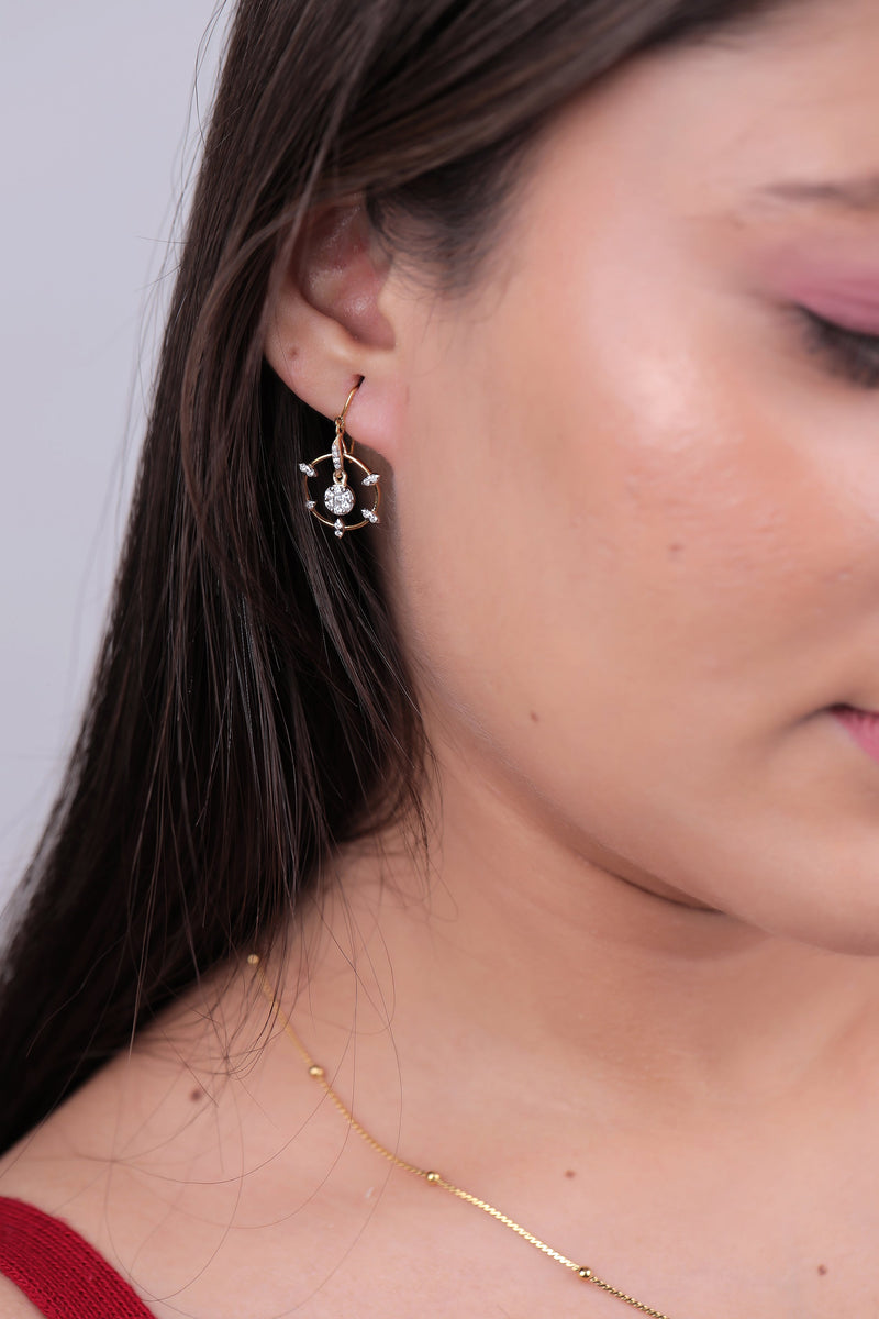 Gold Abstract Circle Pendant Set