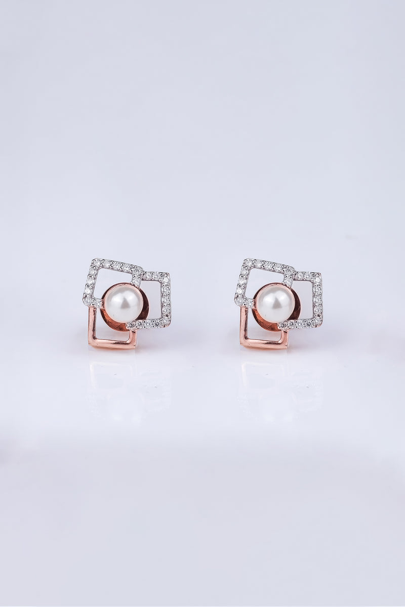 Interlocking Square Pearl Earring