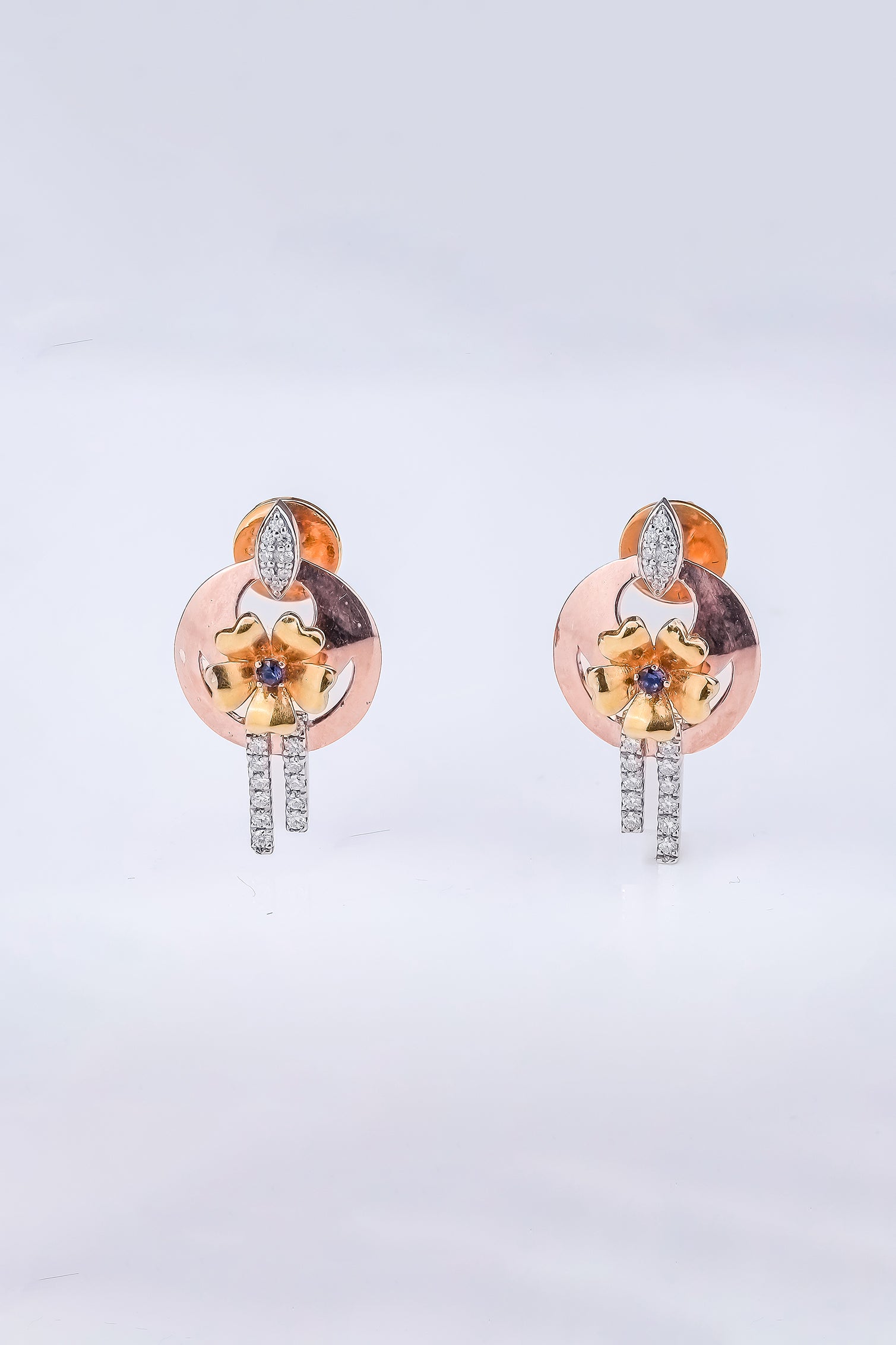 Riaagh Gold Floral Drop Earring With Diamond Tassels Pendent Set