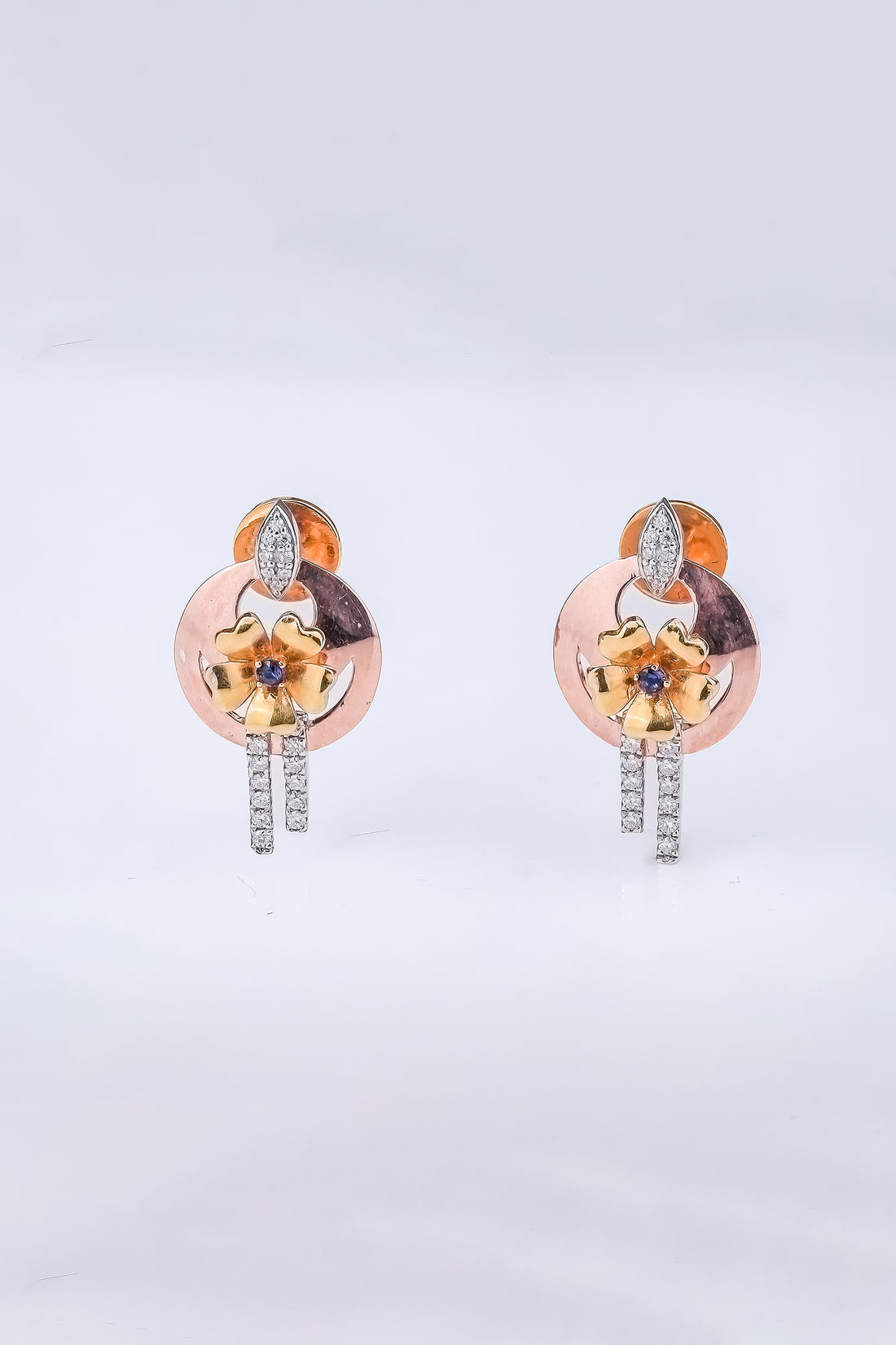 Riaagh Gold Floral Drop Earring With Diamond Tassels Pendent Set