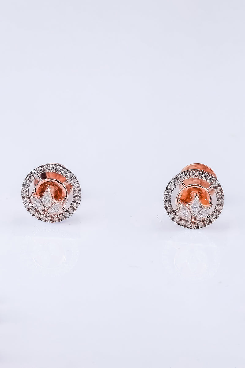 Intricate Leaf Marquise Diamond Pendant Set