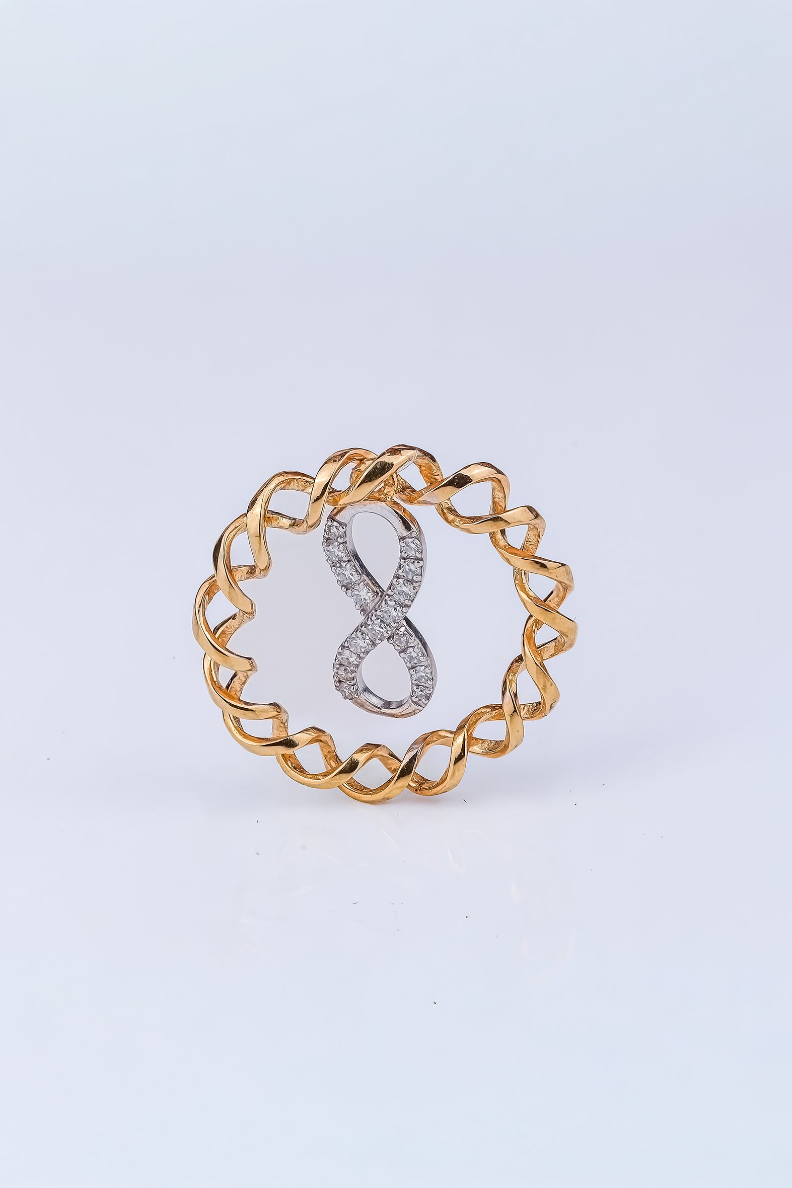 Riaagh 3 In 1 Infinite Pendant