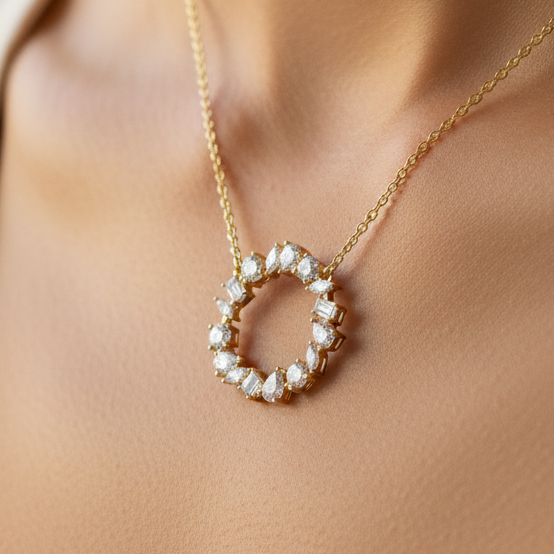 Mixed Cut Diamond Wreath Necklace